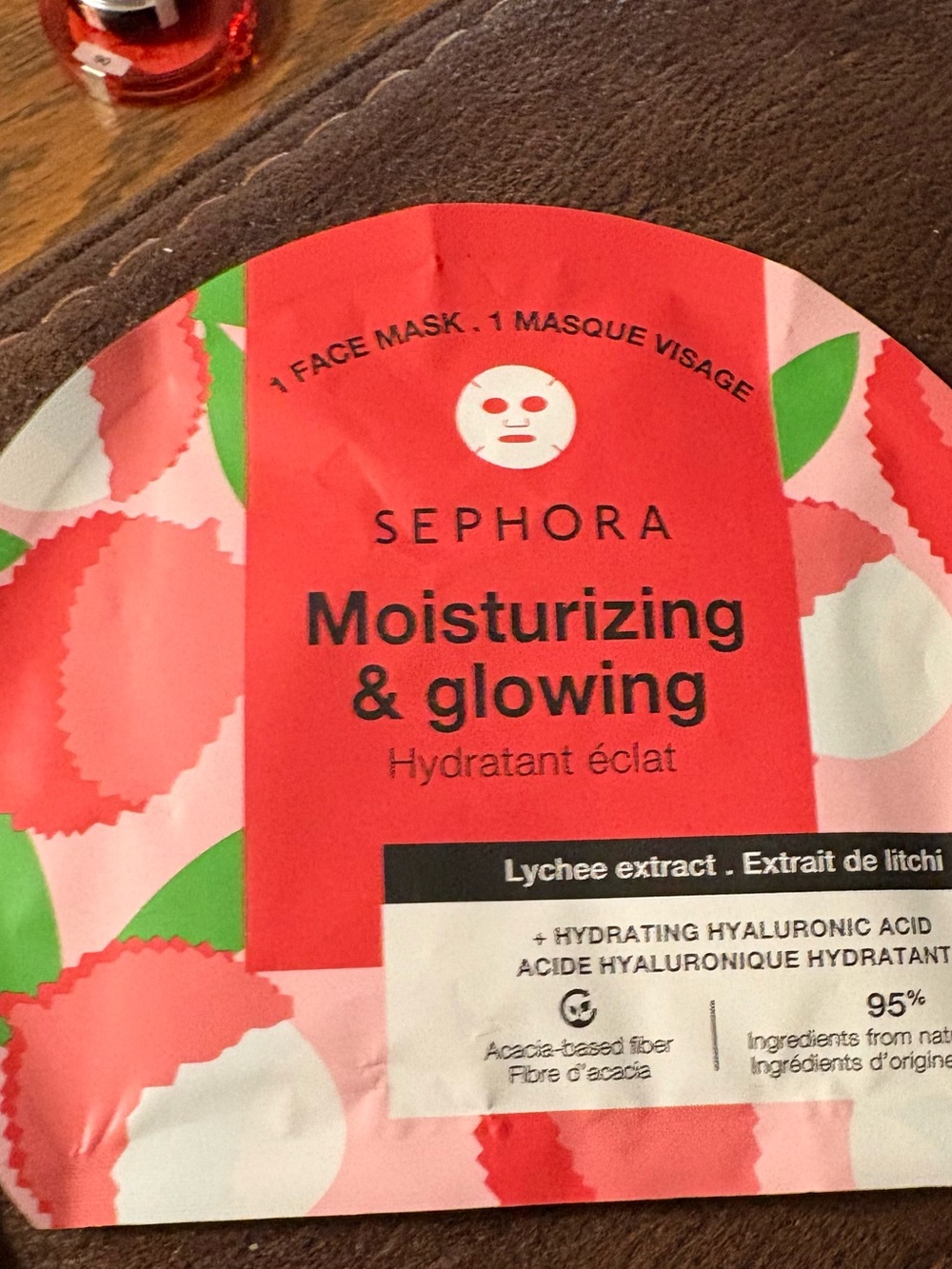 Sephora Moisturizing & Glowing Face Mask - Red and Pink Packaging